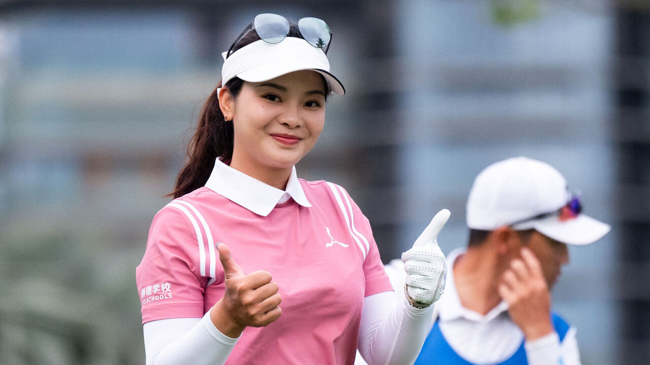 Zhang Weiwei Berbagi Puncak Klasemen Turnamen Blue Bay LPGA di Hainan