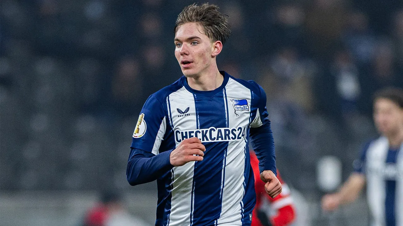 Bayern Munich dan MU Berebut Wonderkid Hertha Berlin, Kennet Eichhorn