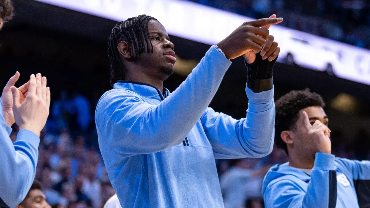 Cedera Ibu Jari Kanan Akhiri Musim Freshman UNC Caleb Wilson