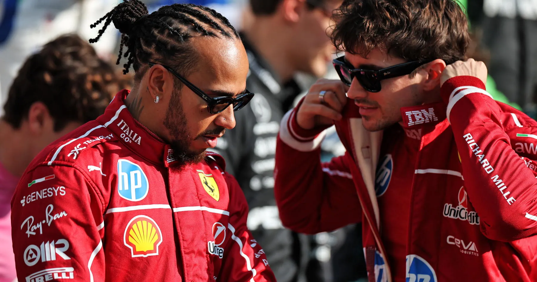 Charles Leclerc Soroti Perubahan Sikap Lewis Hamilton - sumber: (racingnews365)