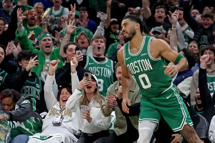 Jayson Tatum Kembali, Disambut Bagai Pahlawan Celtics