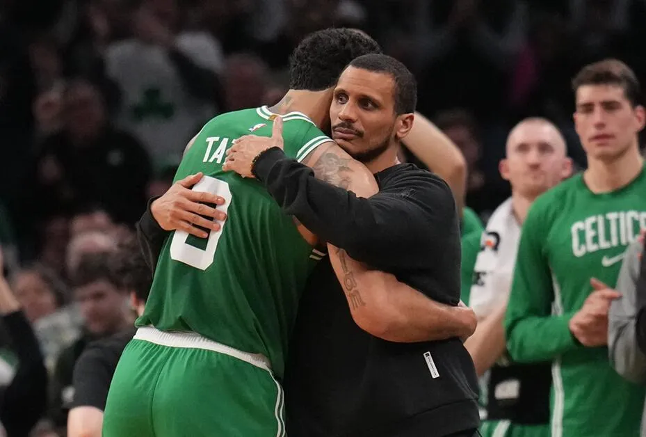 Kekaguman Mazzulla pada Mentalitas Tatum Usai Pemulihan - sumber: (mainbasket)