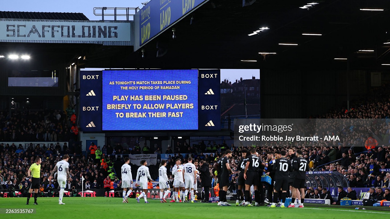 Leeds United Minta Fans Hormati Pemain yang Berbuka Puasa