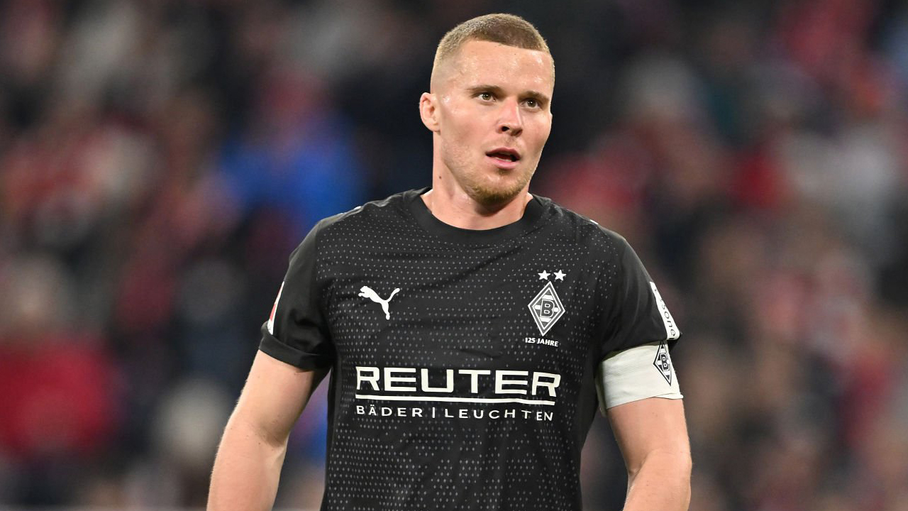 Nico Elvedi Nilai Gol Kedua Bayern Jadi Titik Balik Kekalahan Gladbach