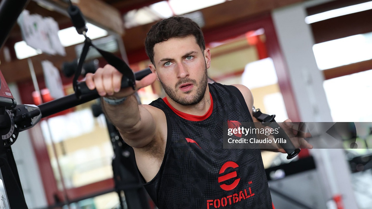 Santiago Gimenez Masuk Radar Wolves, Saingi Sunderland