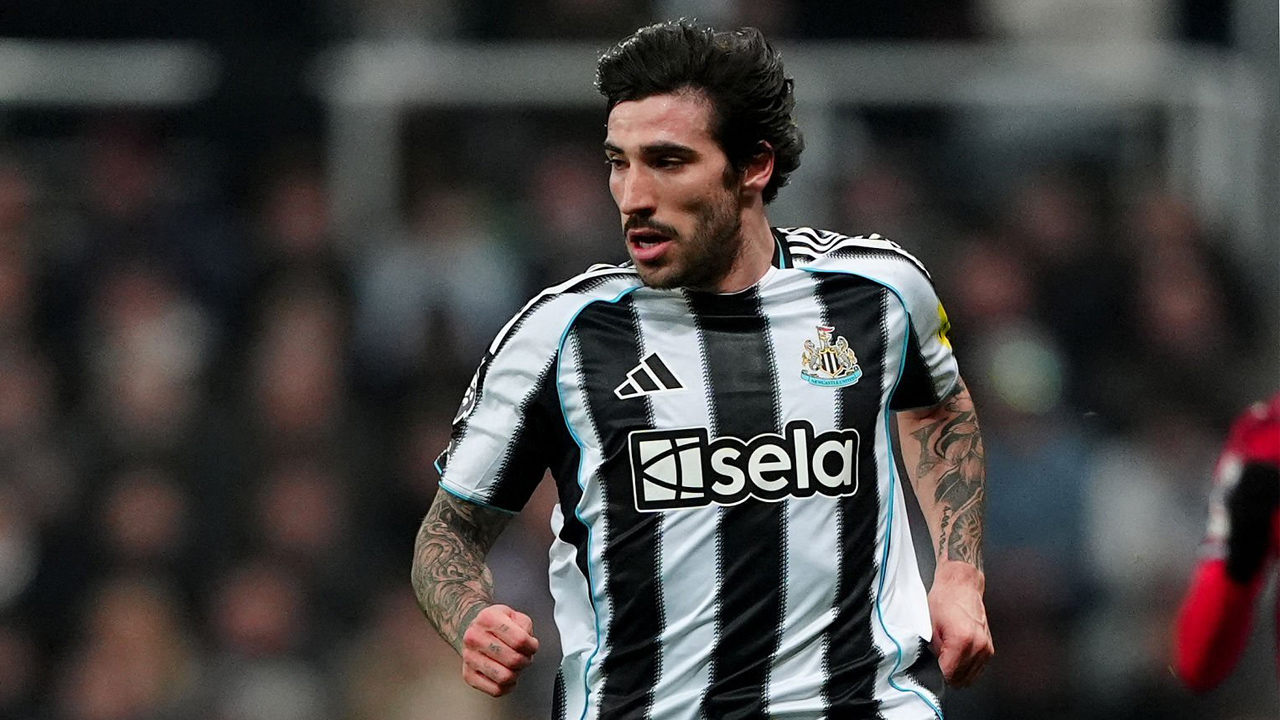 Arsenal dan MU Ungguli Madrid dalam Perburuan Sandro Tonali