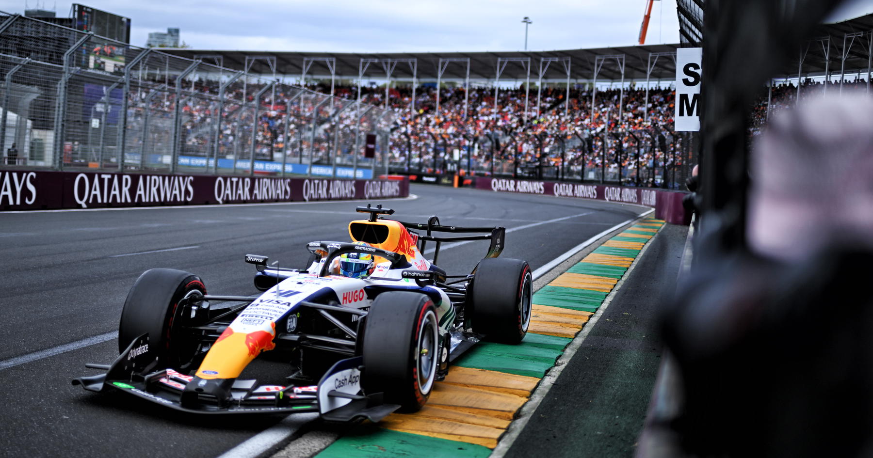 Arvid Lindblad Hindari Pertanyaan Formula E Usai Debut Cemerlang