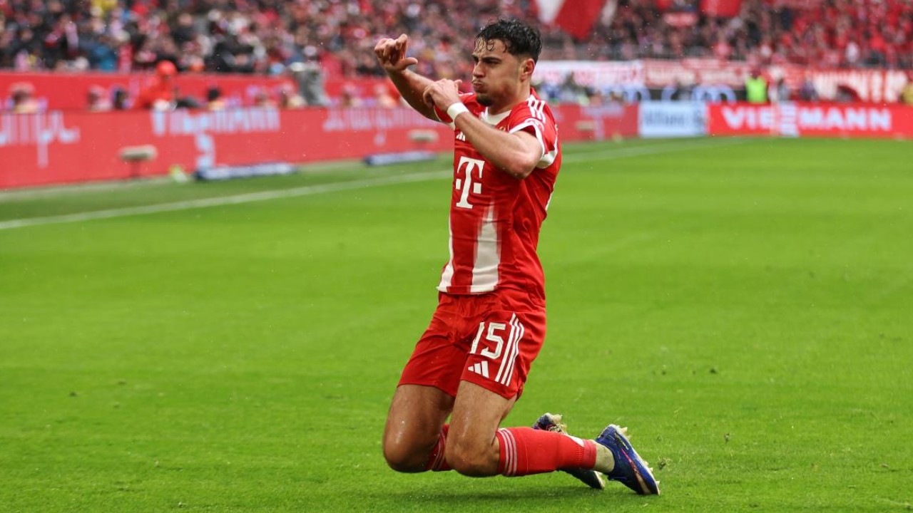 Bos Bayern Munich Prediksi Aleksandar Pavlovic Jadi Penerus Thomas Muller