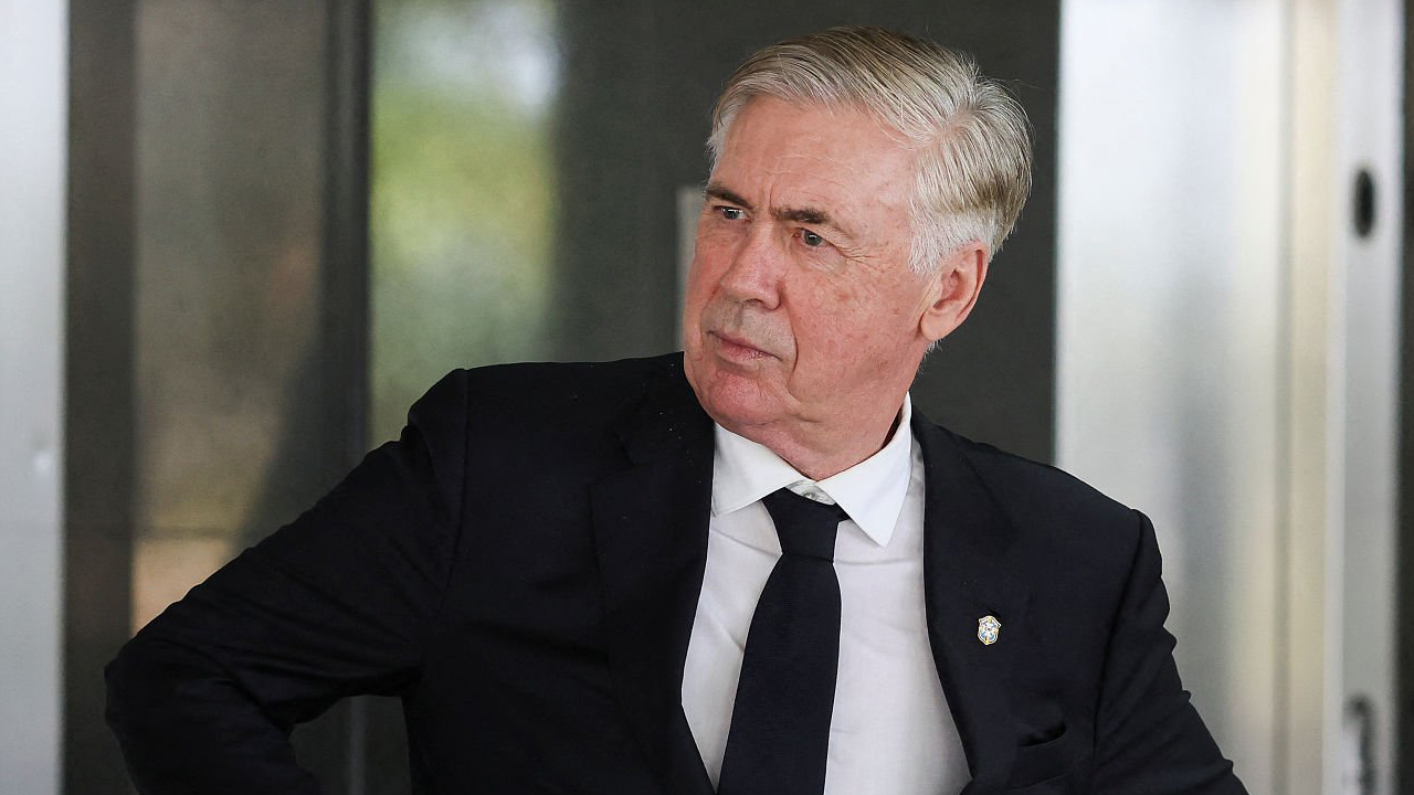 Fabrizio Romano Bantah Rumor Carlo Ancelotti ke Manchester United