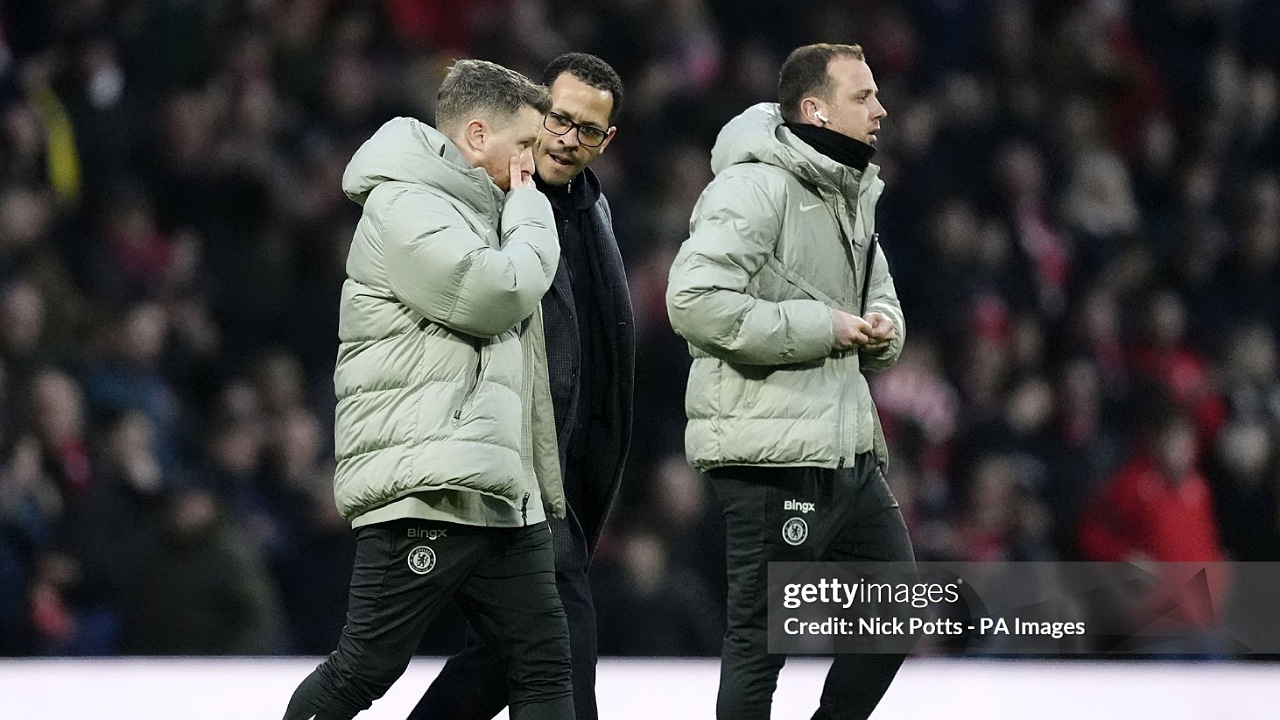 Liam Rosenior Puji Wrexham Meski Chelsea Lolos Dramatis