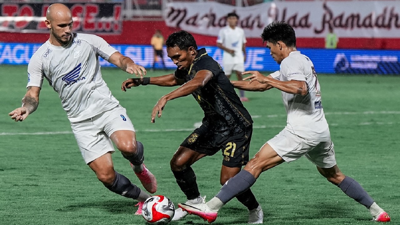 Malut United FC Gagal Tekuk PSM Makassar, Lini Pertahanan Disorot