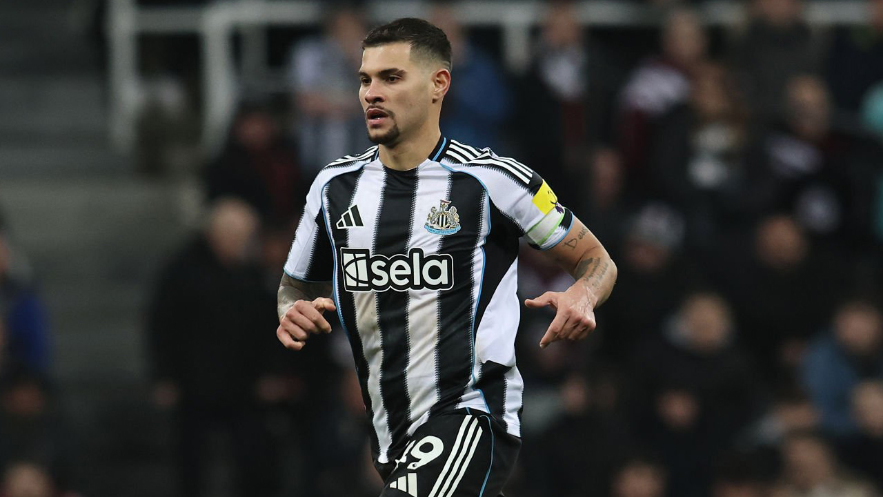 Newcastle Berusaha Pertahankan Bruno Guimaraes di Tengah Godaan MU
