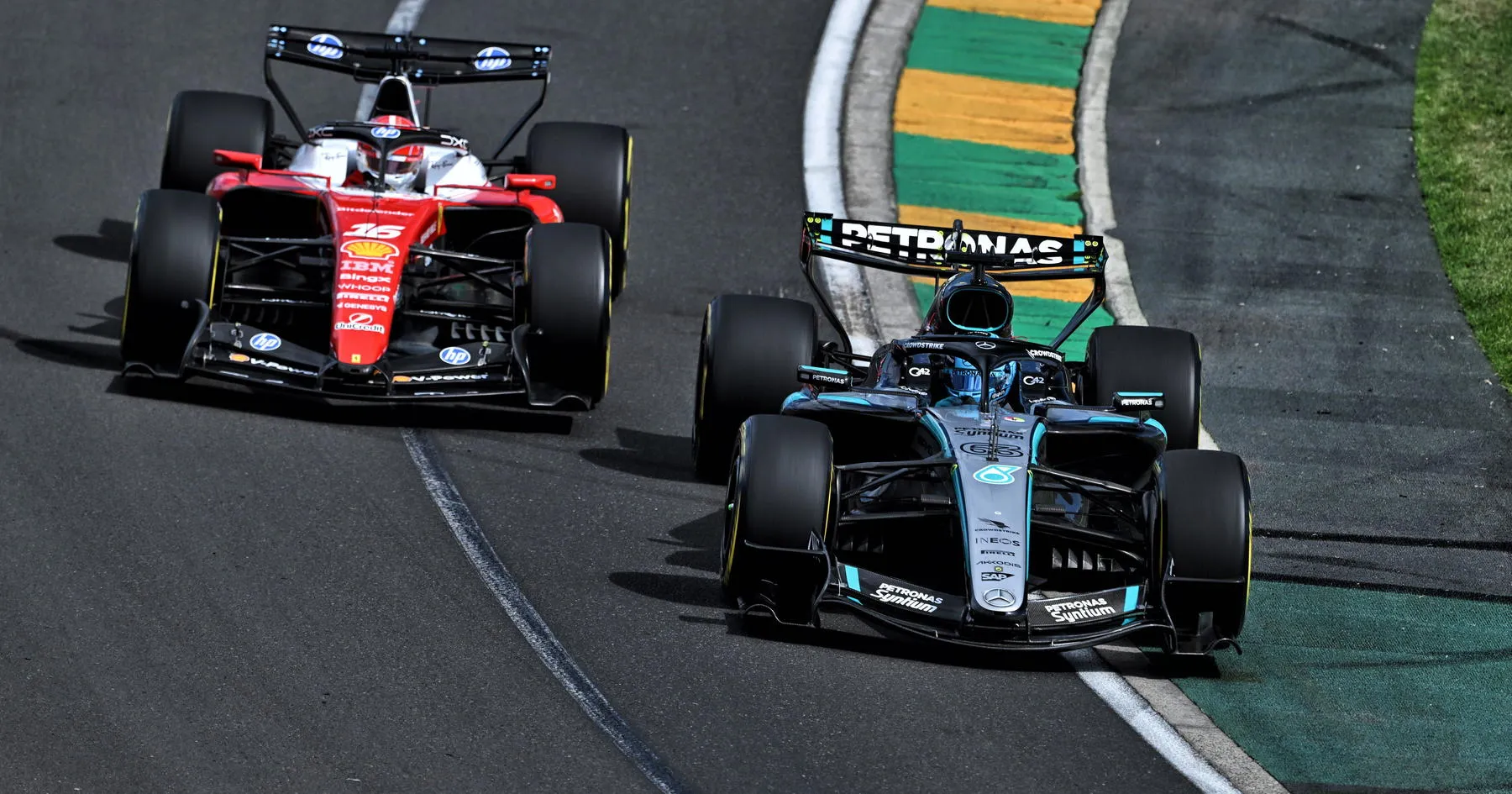 Toto Wolff: Mercedes Bersiap Hadapi Ancaman Ferrari - sumber: (racingnews365)