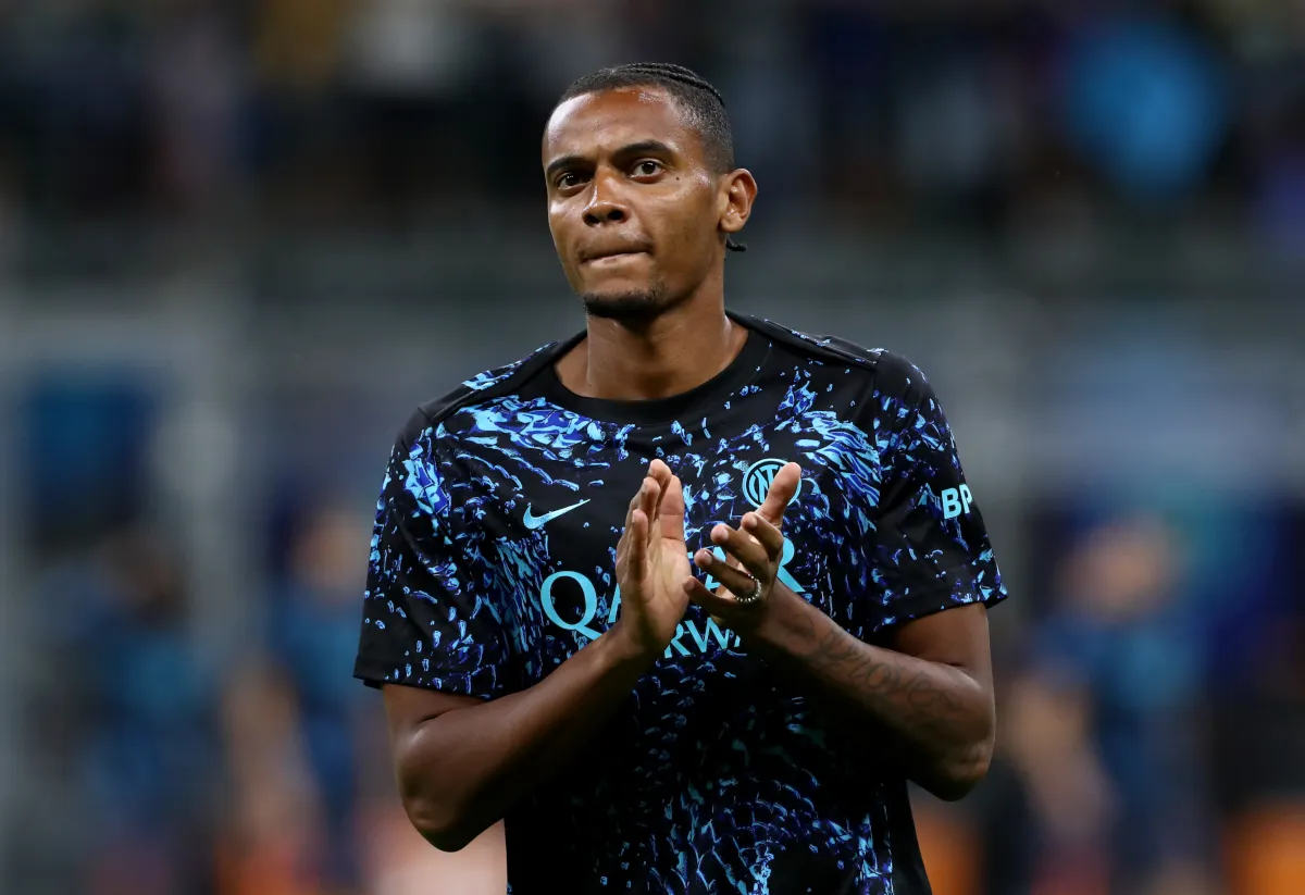 Akanji Bedah Perbedaan Kekalahan Inter dari Milan dalam Dua Pertemuan Terakhir - sumber: (footballitalia)