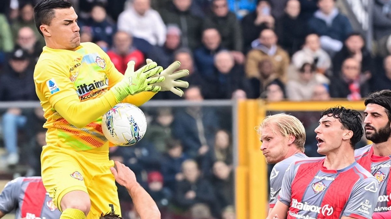 Dianggap Blunder Lawan Lecce, Emil Audero Tuai Kritik Media Italia