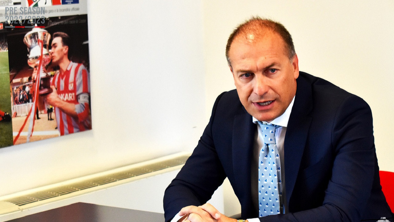 Dikalahkan Lecce 2-1, Simone Giacchetta Soroti Kontroversi VAR