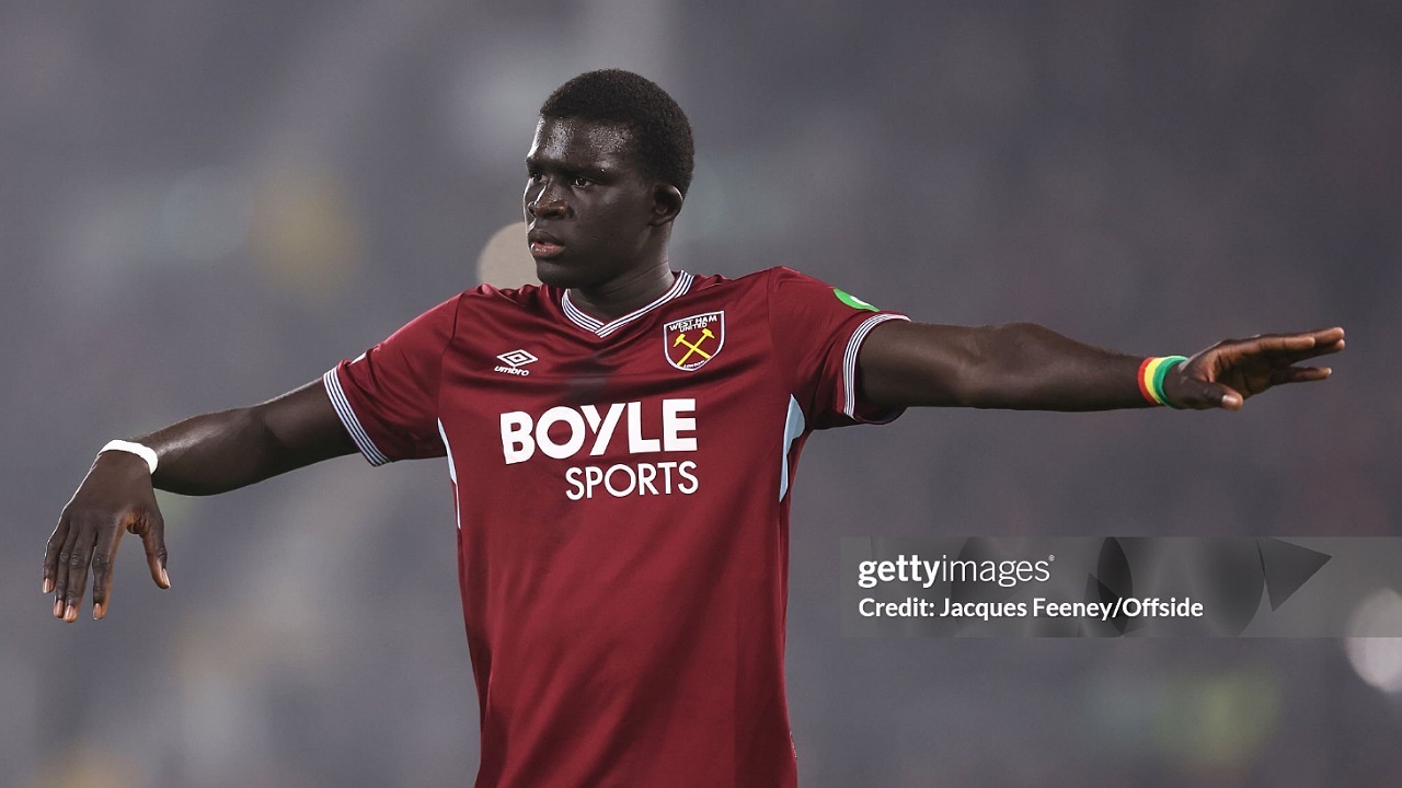 El Hadji Malick Diouf Terkejut Axel Disasi Jarang Main di Chelsea