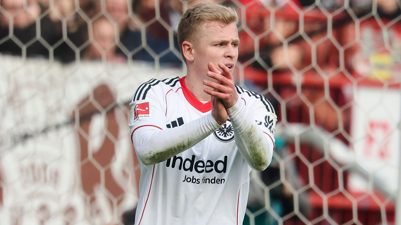 Frankfurt Gagal Menang, Jonathan Burkardt Nilai Satu Poin Tetap Berharga