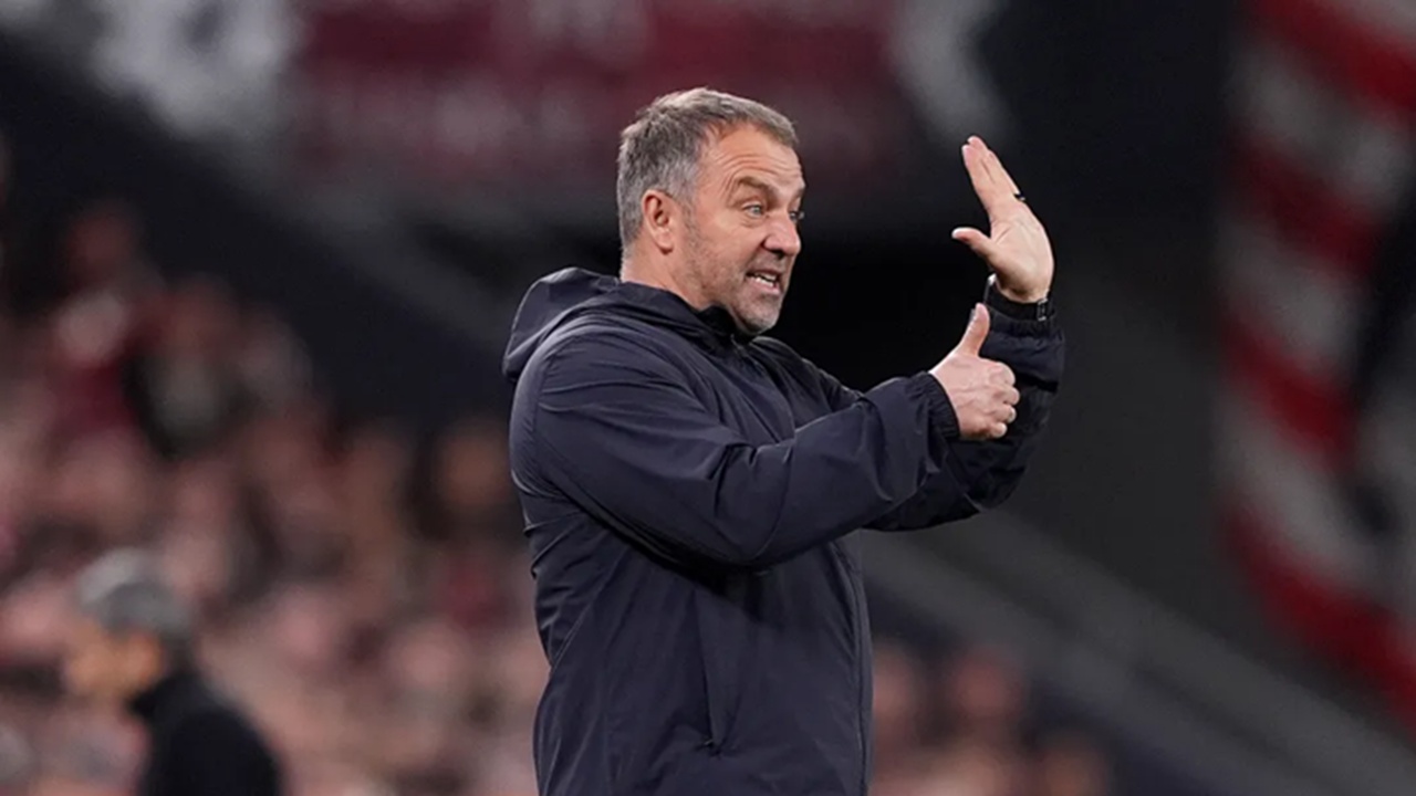 Hansi Flick Siapkan Strategi Menghadapi Newcastle