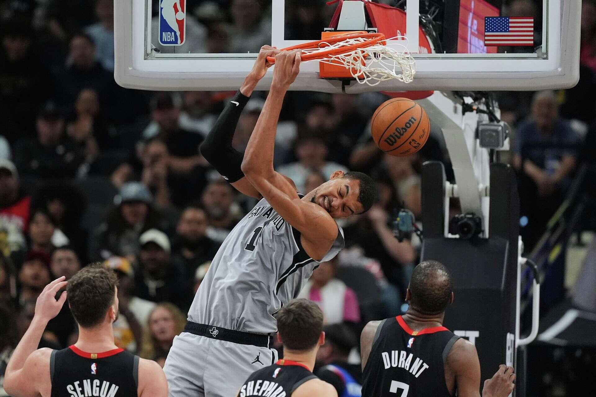 Spurs Mantap di Posisi Kedua, Kalahkan Rockets 3-1