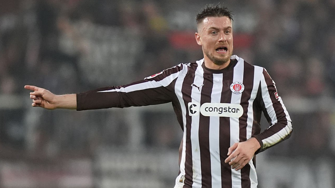 St Pauli Vs Frankfurt Berakhir Imbang, Hauke Wahl Mengaku Puas