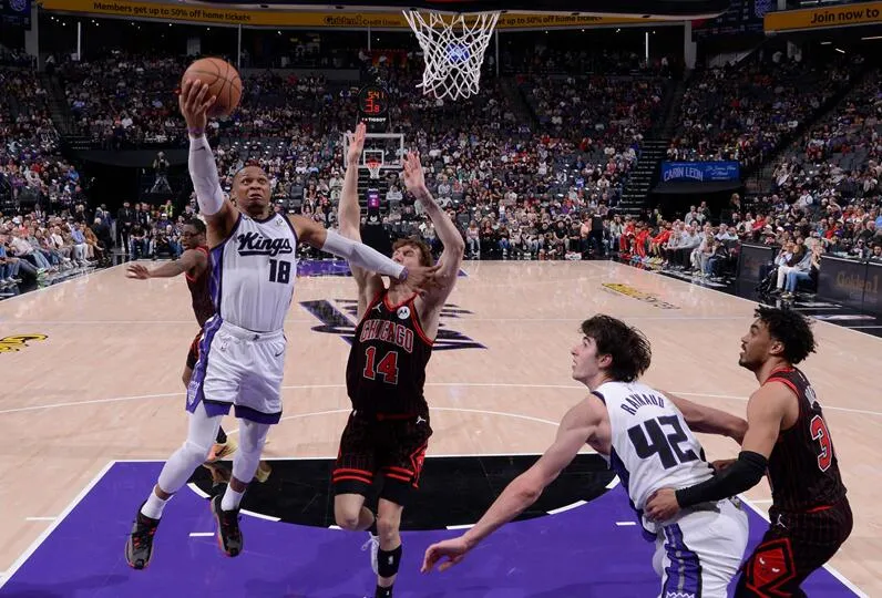 Westbrook Raih Triple-Dobel, Kings Tundukkan Bulls 126-110