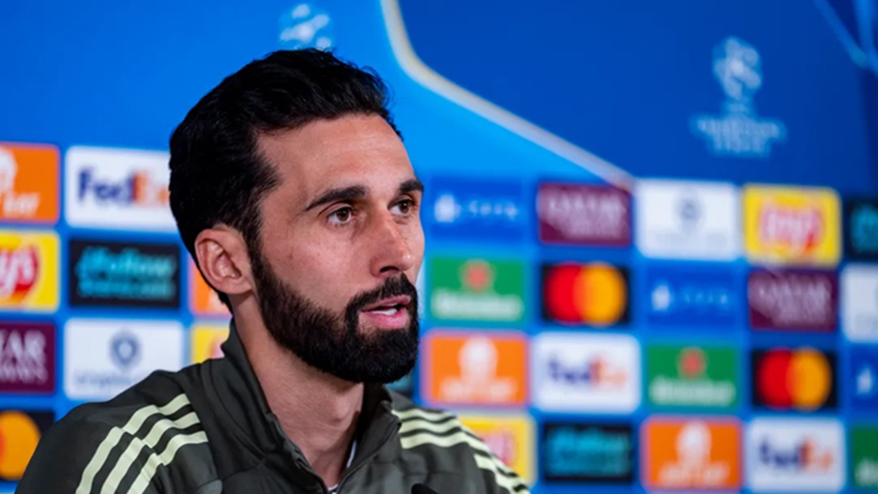 Alvaro Arbeloa Tertawakan Mengenai Komentar Laporta