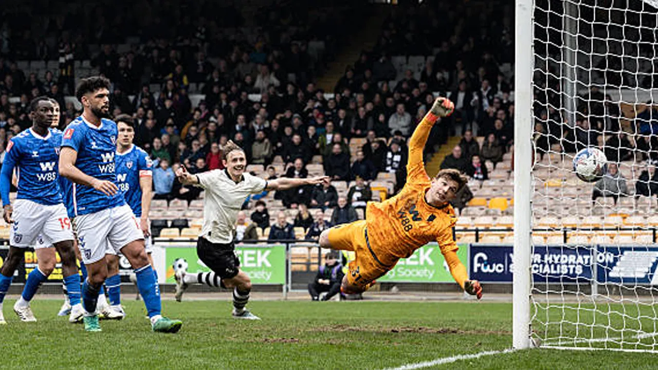 Antar Port Vale Singkirkan Sunderland, Ben Waine Nikmati Momen Spesial