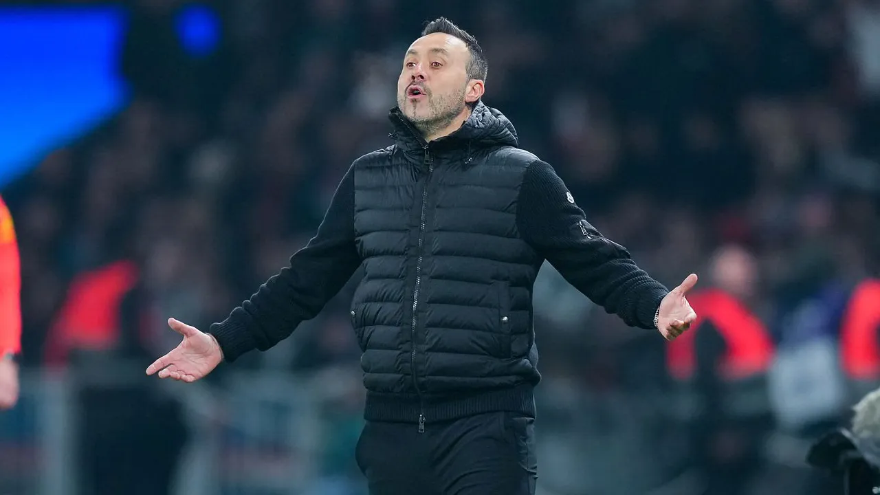 Efek Carrick Belum Cukup? MU Serius Kejar Roberto De Zerbi