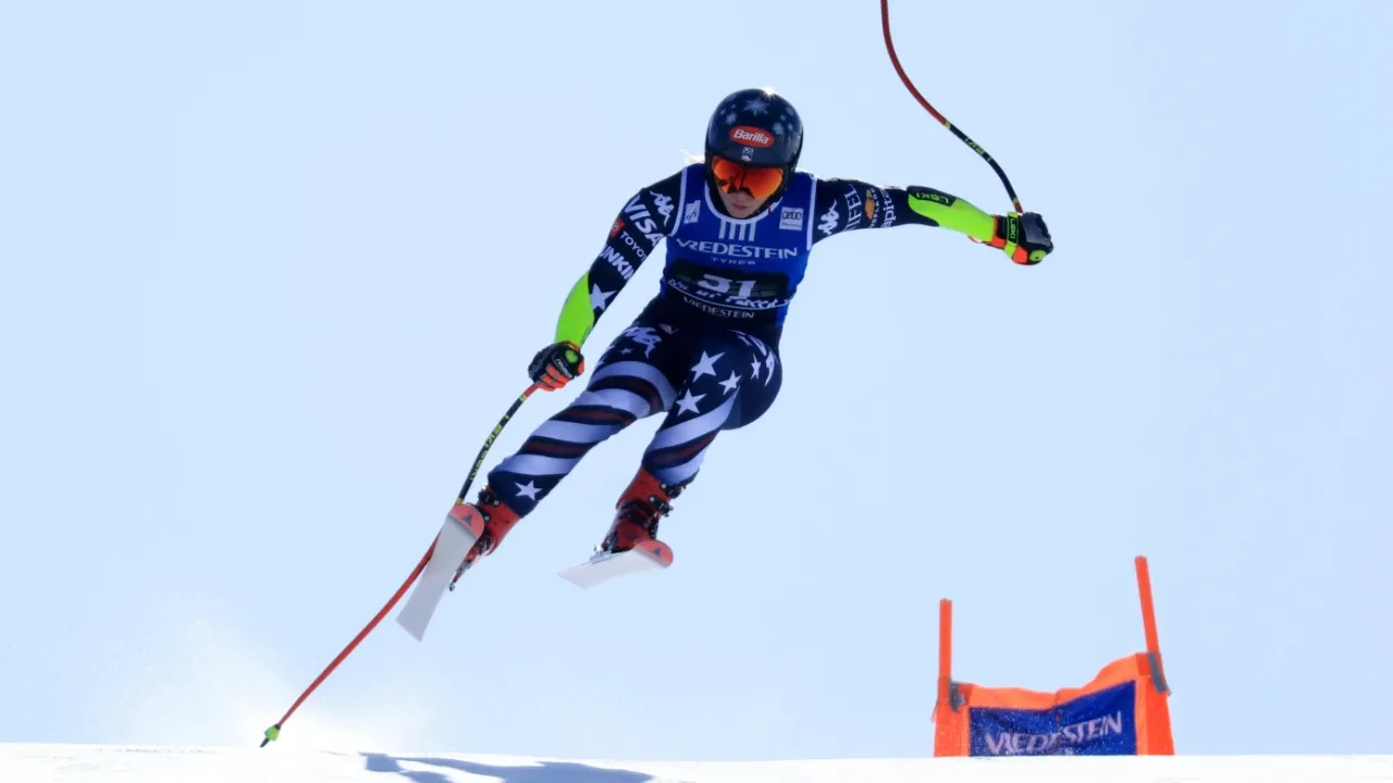 Elena Curtoni Juara Super-G Val di Fassa, Shiffrin Tetap Unggul di Klasemen