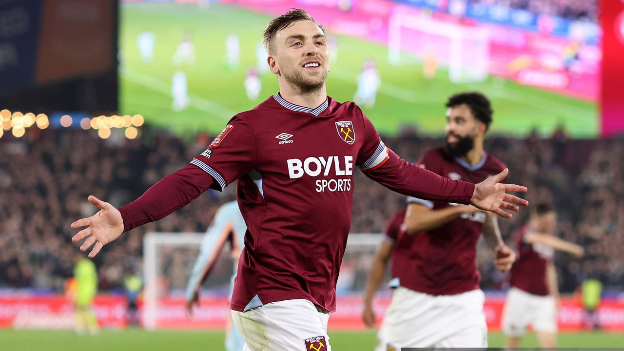 Jarrod Bowen Puji Semangat West Ham Usai Singkirkan Brentford