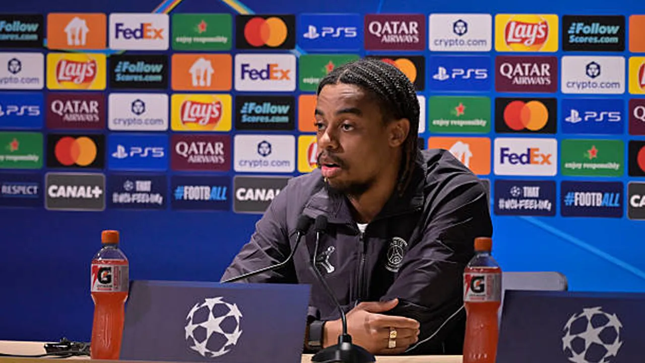 Jumpa Chelsea di UCL, Bradley Barcola Tegaskan PSG Tak Berniat Balas Dendam