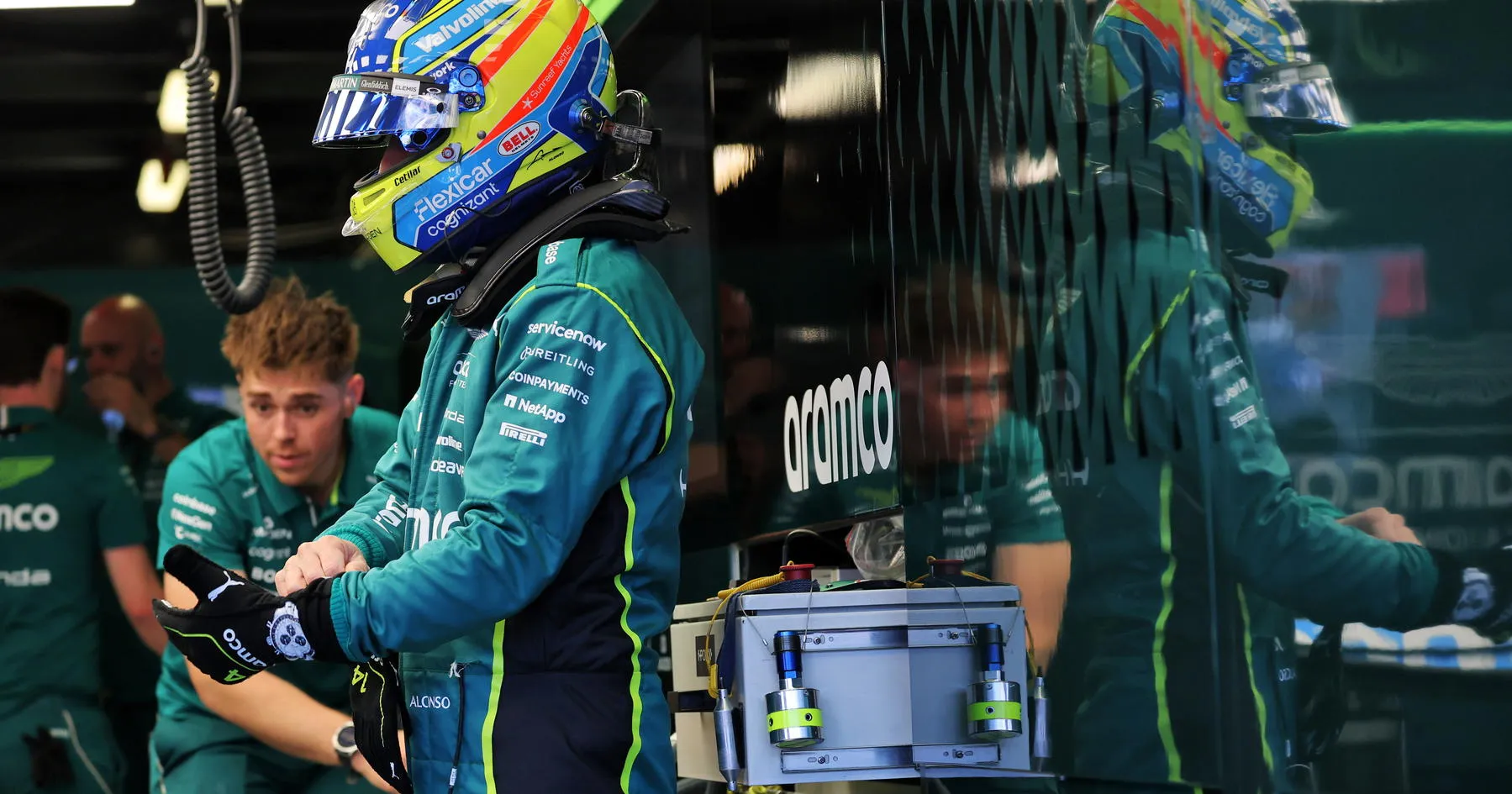 Aston Martin Akui Kekacauan Komunikasi di GP Australia - sumber: (racingnews365)