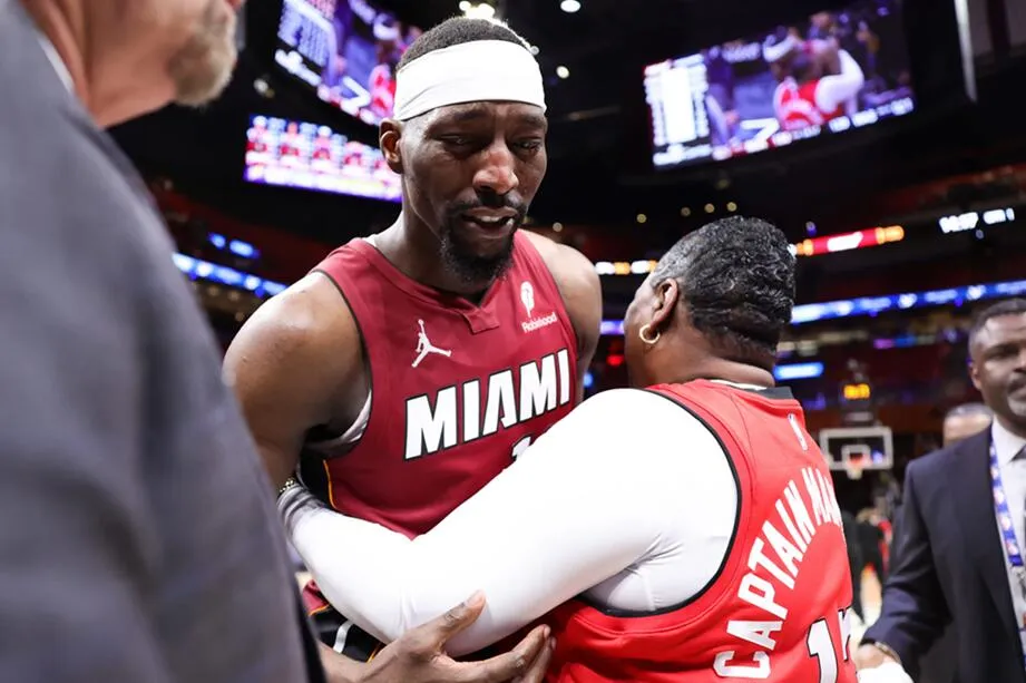 Bam Adebayo Catat Rekor NBA, Tak Percaya Bisa Lampaui Kobe - sumber: (mainbasket)