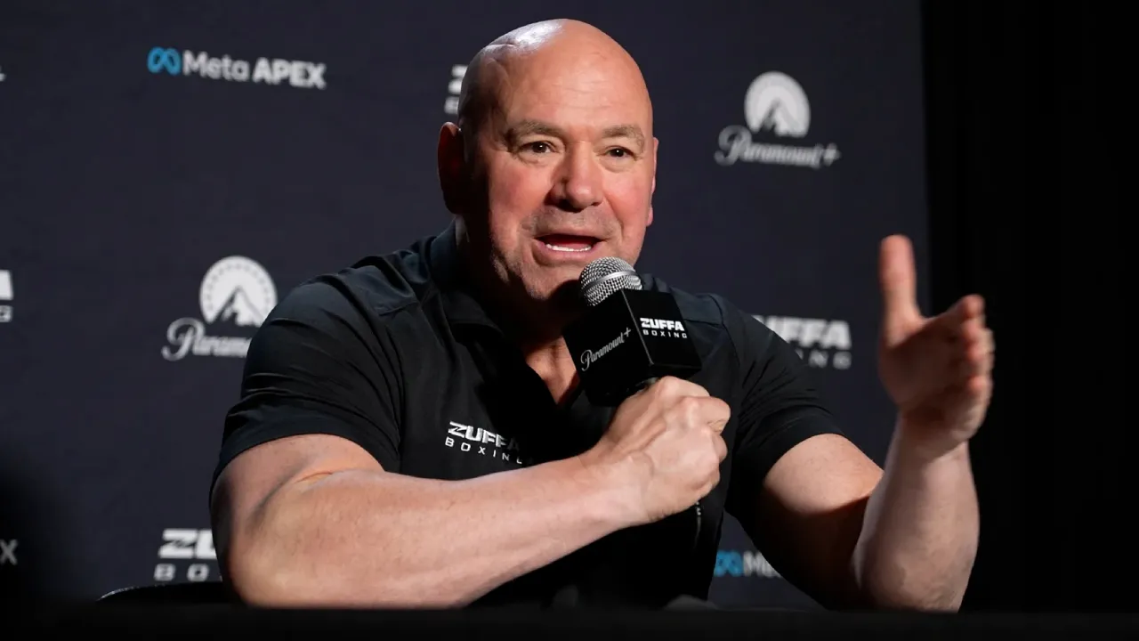 Dana White menilai IBF sejak awal memang berencana mencopot Opetaia dari status juara dunia kelas penjelajah. (Foto: Fight TV)
