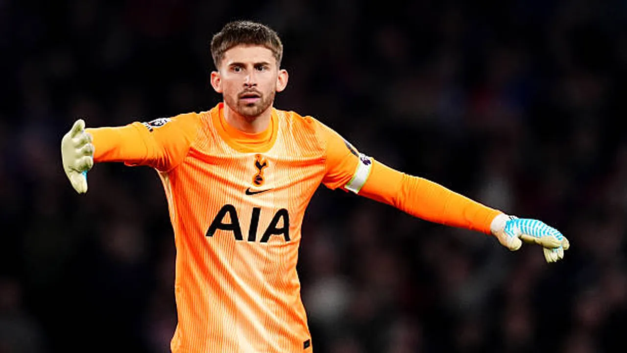 Guglielmo Vicario Terancam Kehilangan Posisi Starter di Tottenham