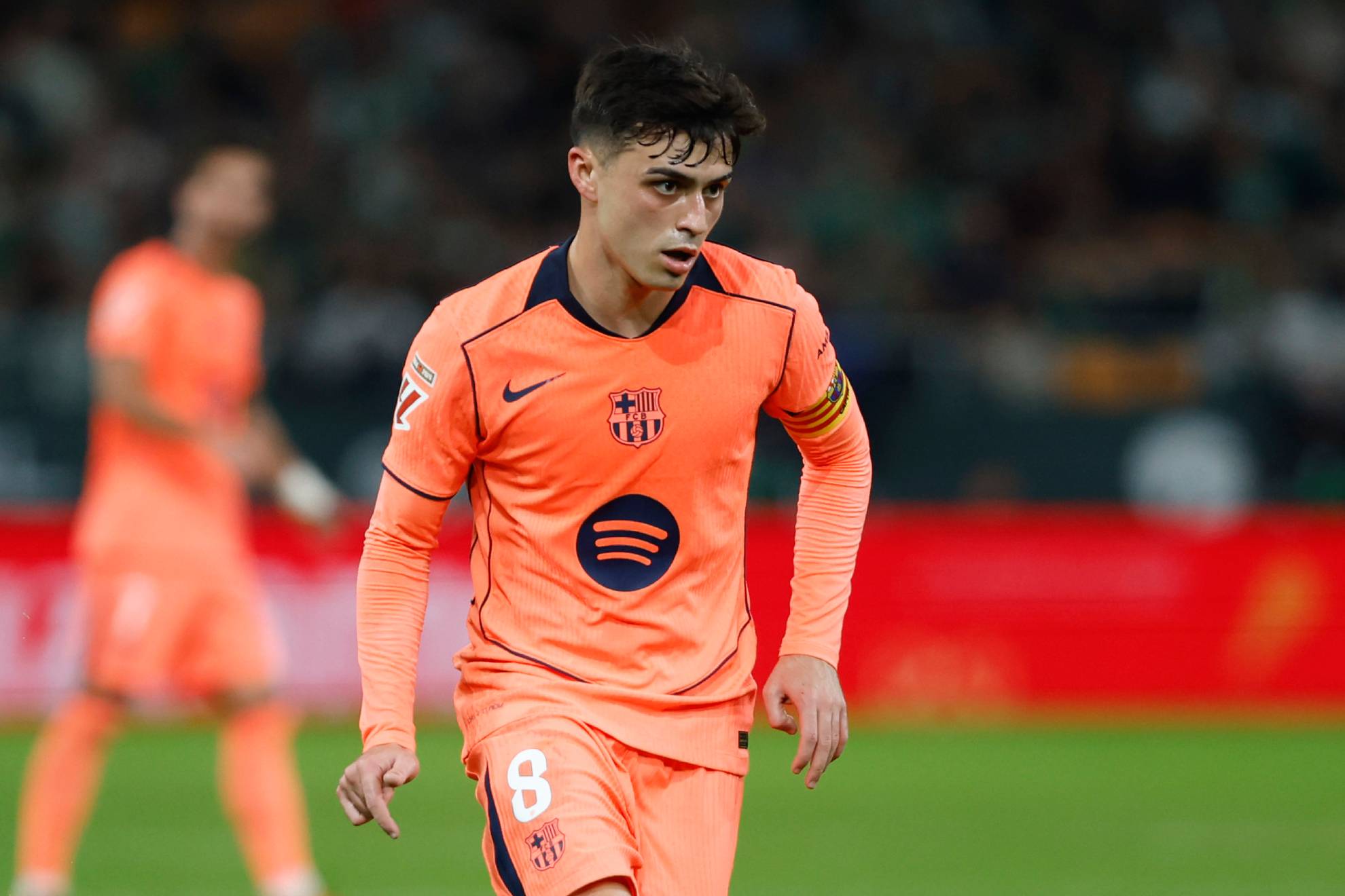 Pedri Bersinar di Malam Kelam Barcelona