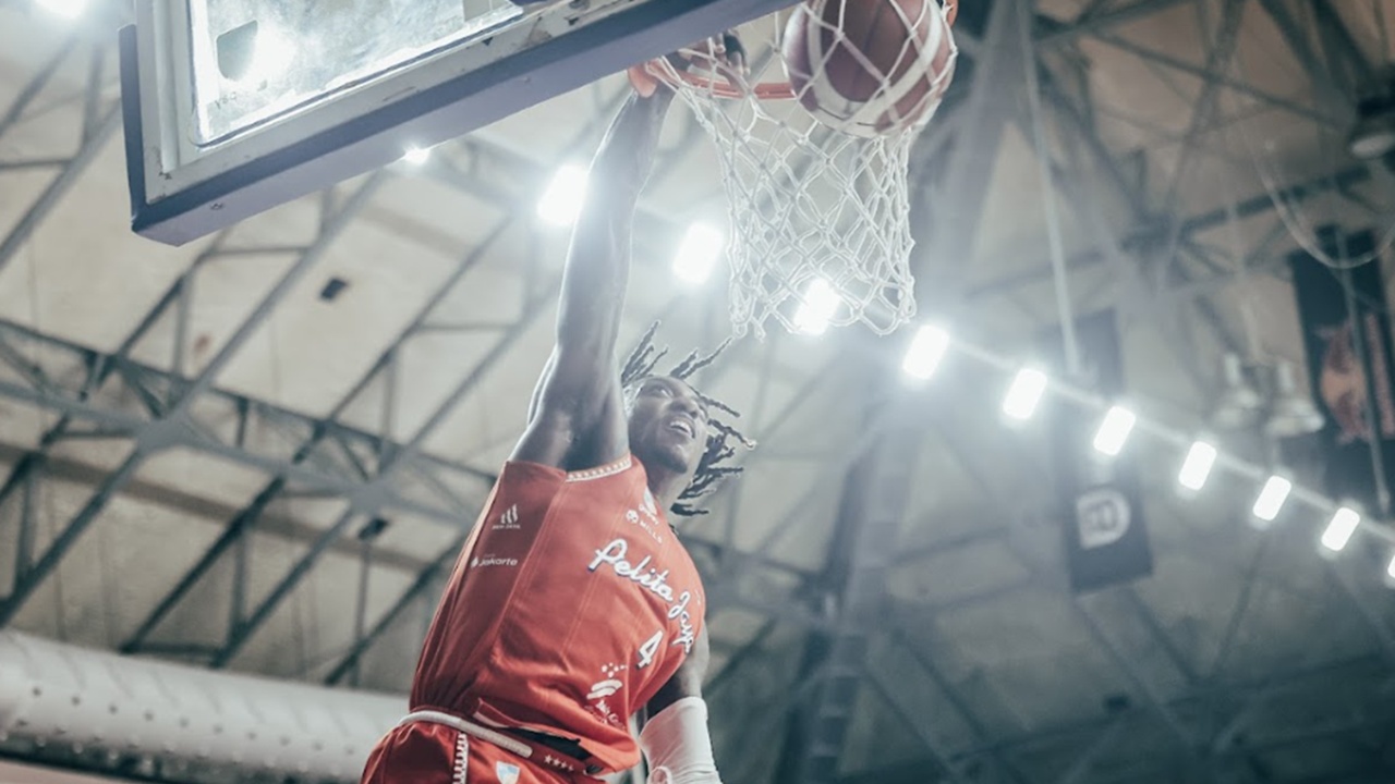 Pelita Jaya Jakarta Sapu Bersih Usai Libas Rajawali Medan di GMSB