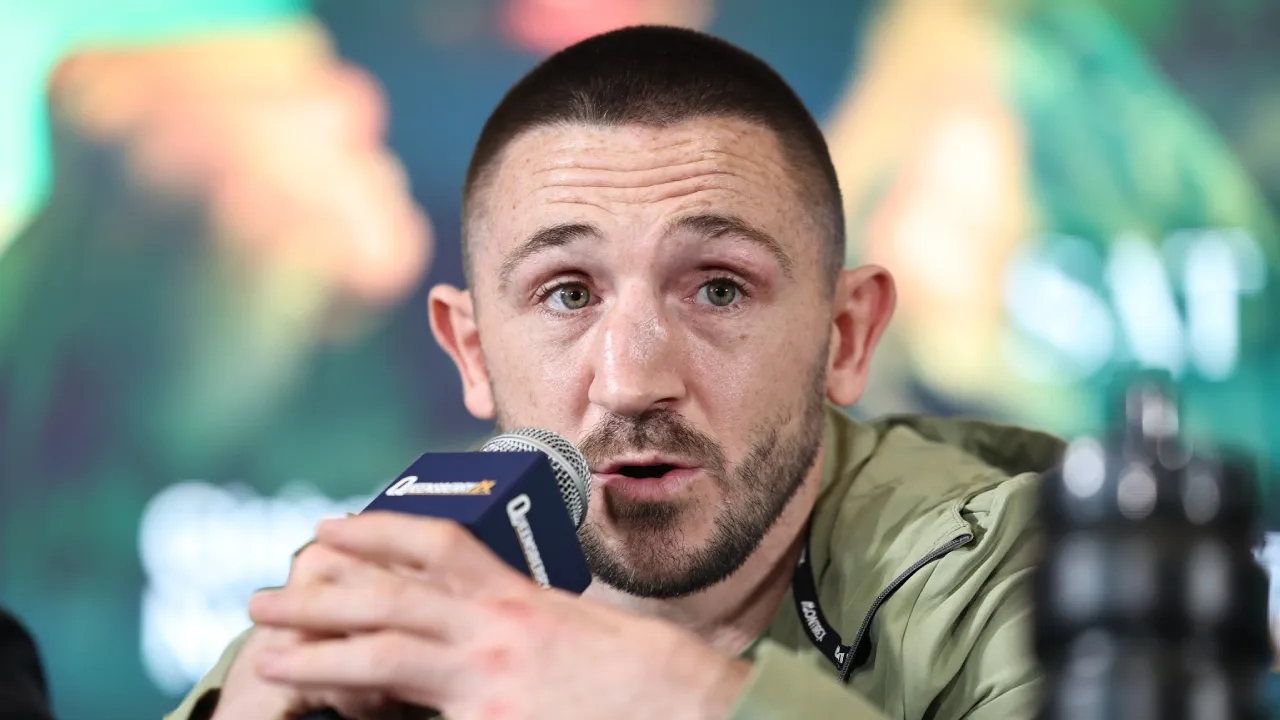 Jazza Dickens mencatat salah satu perjalanan terpanjang menuju gelar juara dunia dalam sejarah tinju profesional. (Foto: Fight TV)
