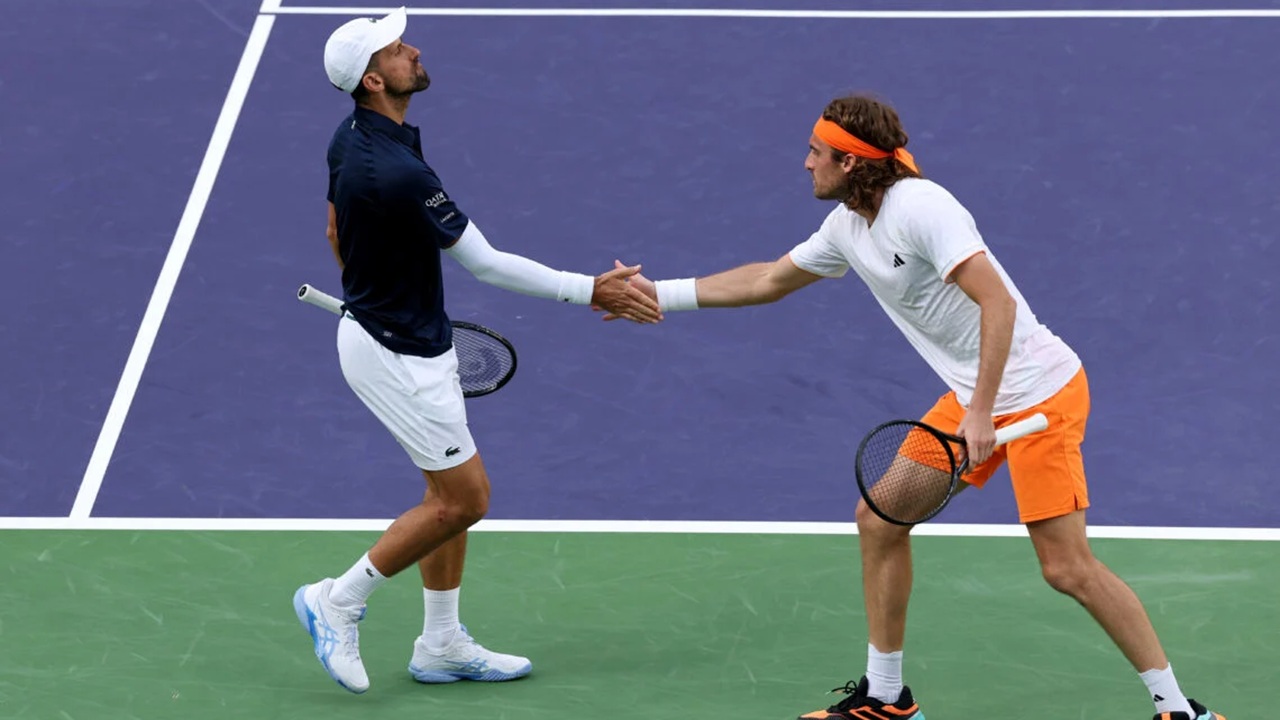 Reaksi Stefanos Tsitsipas Usai Buat Sejarah Bersama Novak Djokovic