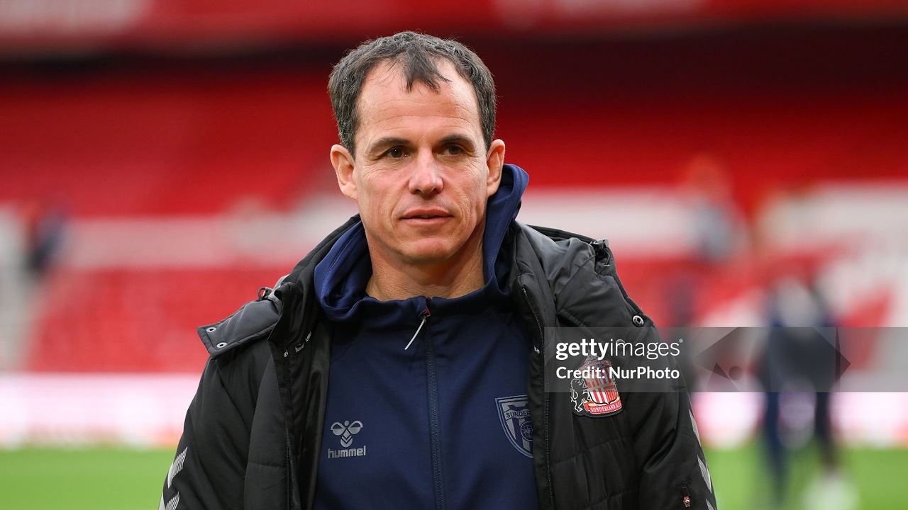 Regis Le Bris Tegaskan Sunderland Belum Puas dengan 40 Poin