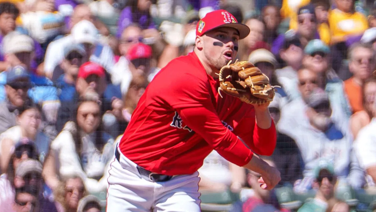 Caleb Durbin didatangkan Red Sox dari Milwaukee Brewers melalui pertukaran enam pemain sehari sebelum kamp latihan dibuka pada Februari. (Foto: AP)