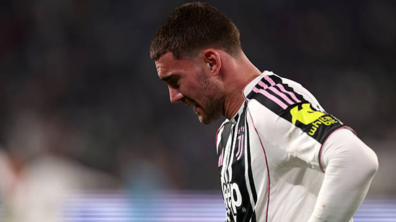 David Trezeguet Nilai Dusan Vlahovic Belum Penuhi Ekspektasi di Juventus