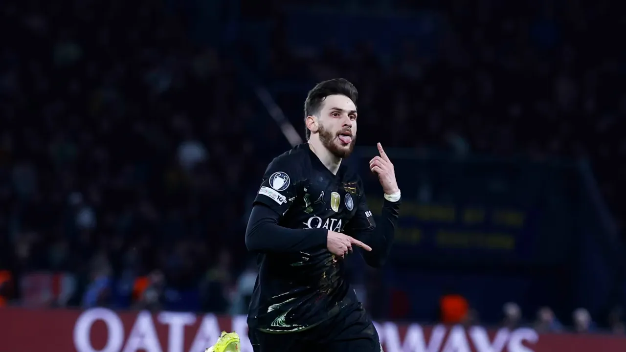 Khvicha Kvaratskhelia: PSG Menang Atas Chelsea Karena Berjuang Hingga Akhir