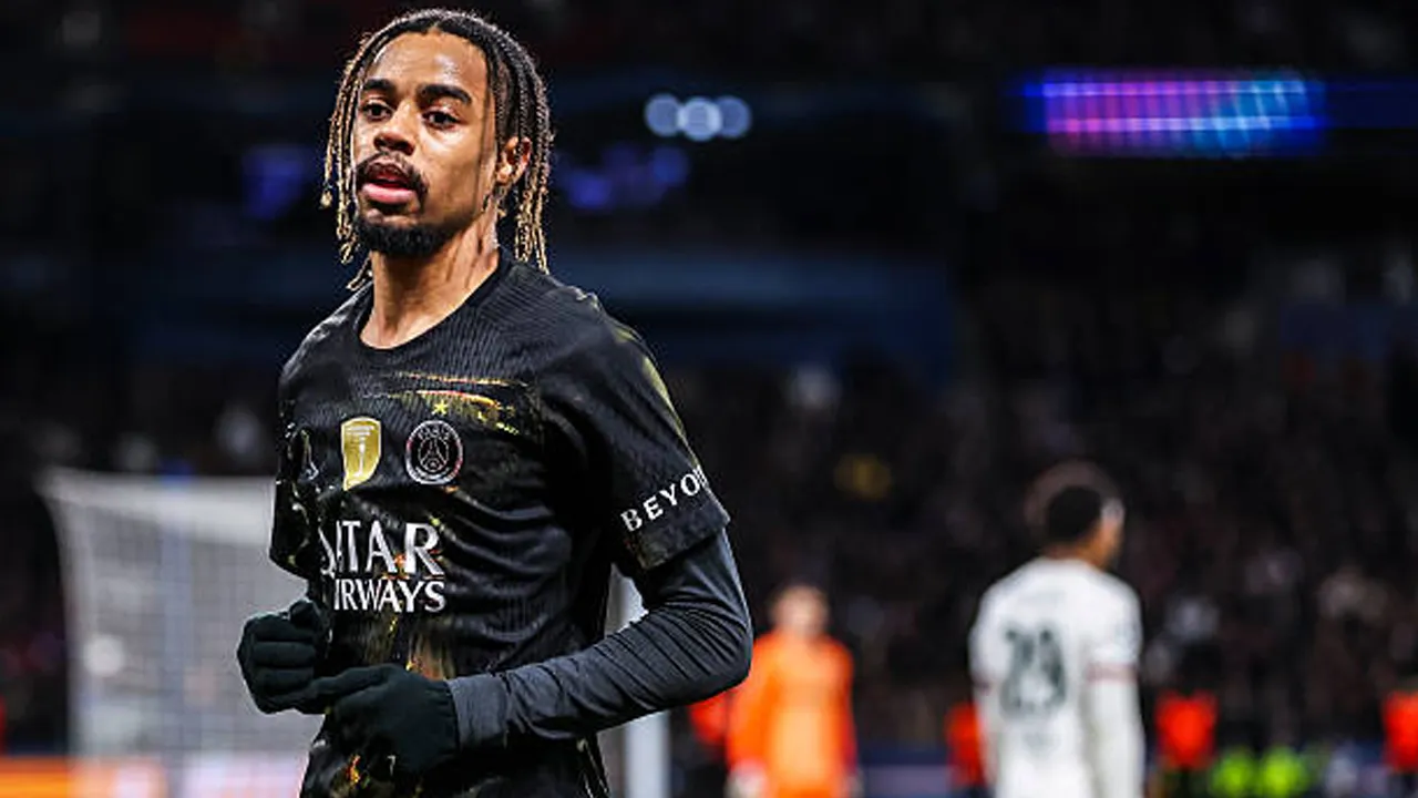 Tampil Apik Lawan Chelsea, Barcola Nilai PSG Tetap Perlu Perbaiki Kesalahan