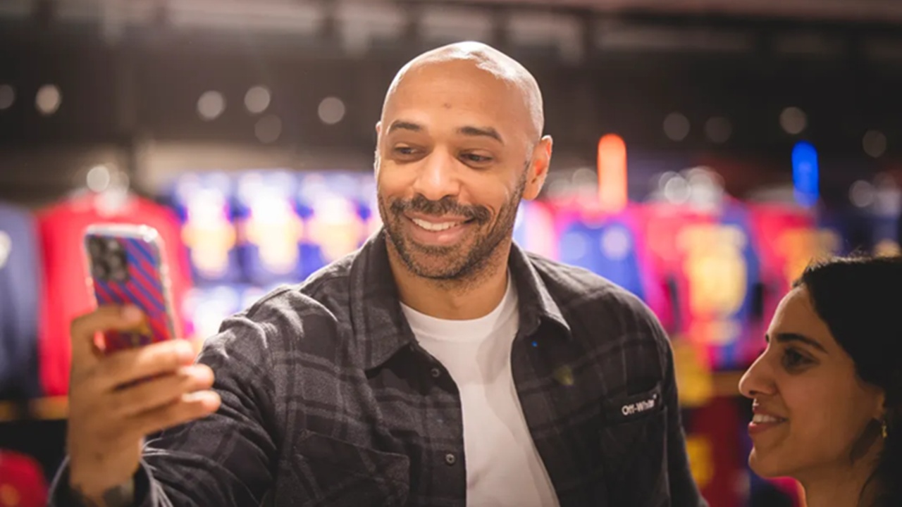 Thierry Henry Sebut Barcelona Salah Satu Favorit Menangkan Liga Champions