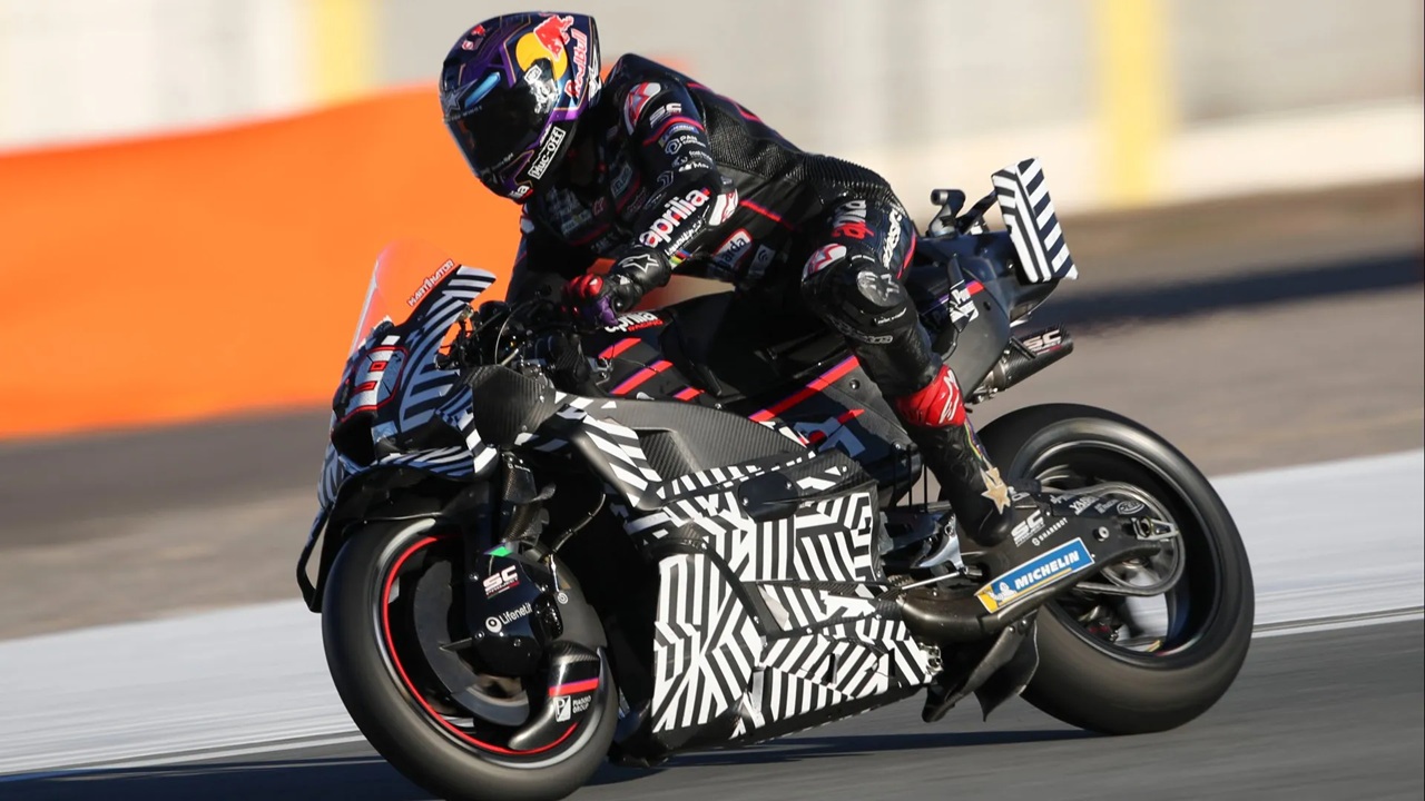 Aprilia Curi Perhatian dengan Knalpot Unik di Motor MotoGP 2027