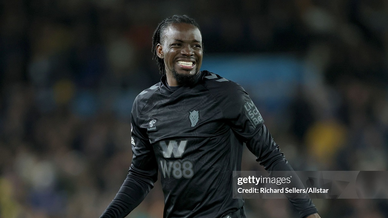 Bertrand Traore Dipastikan Absen Hingga Delapan Pekan