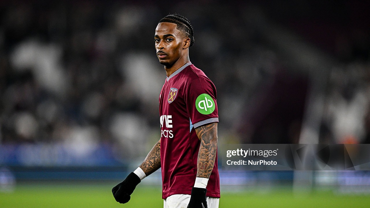 Crysencio Summerville Absen Lawan Manchester City karena Cedera