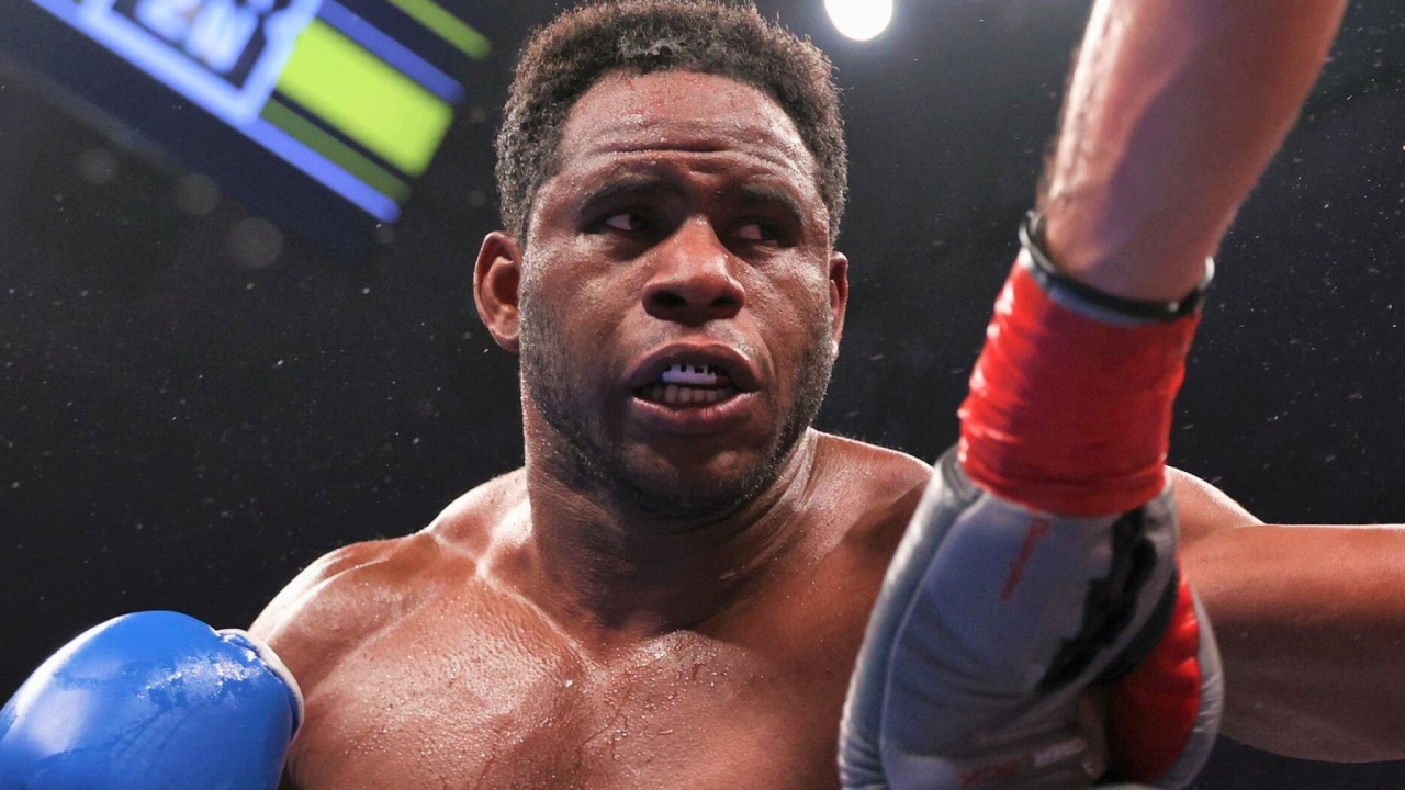 Frank Sanchez Cedera Lutut, Laga Eliminator Lawan Richard Torrez Ditunda